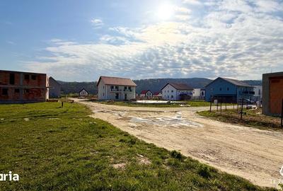 Teren de 609 mp, în Central - 8