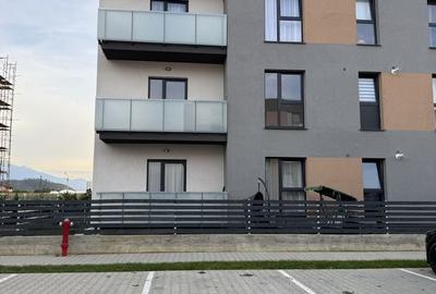 Apartament cu 2 camere decomandat în Cristian