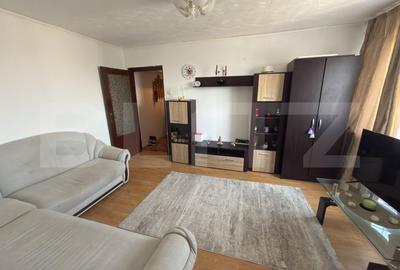 Apartament cu 2 camere semidecomandat, mobilat în Malu Roșu