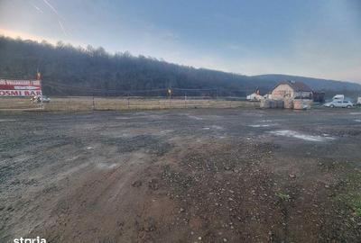 Teren de 12732 mp, în Central - 3