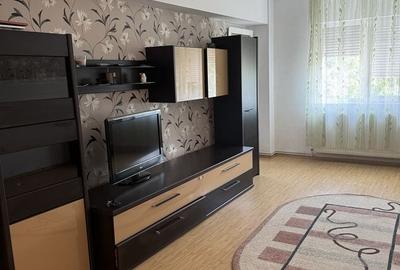 Apartament cu 3 camere în Traian - 10