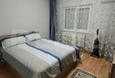 Apartament cu 3 camere în Micro 13 - 4