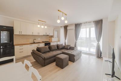 Apartament cu 3 camere semidecomandat, mobilat în Lipovei