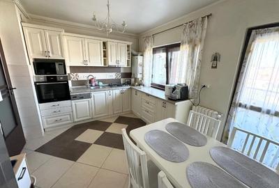 Apartament cu 3 camere decomandat, mobilat în Podul de Fier - 4