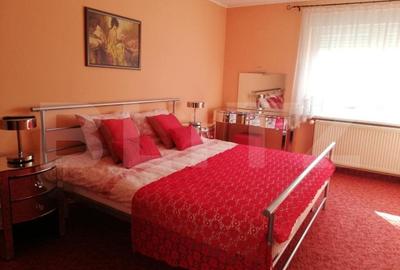 Apartament cu 7 camere decomandat, mobilat în Centrul Civic - 3