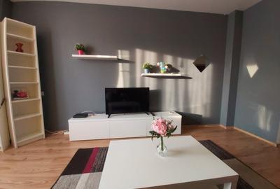Apartament cu 2 camere decomandat în Vitan