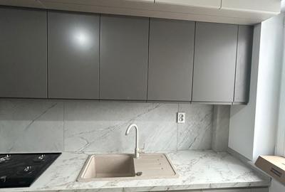 Apartament cu 3 camere decomandat în Central - 8