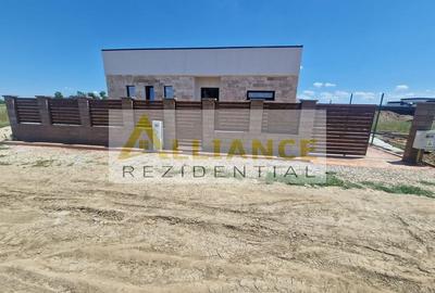 Casă cu 3 camere cu Teren 375 Mp în Berceni