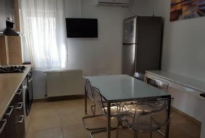 Apartament cu 3 camere decomandat în Vitan - 2