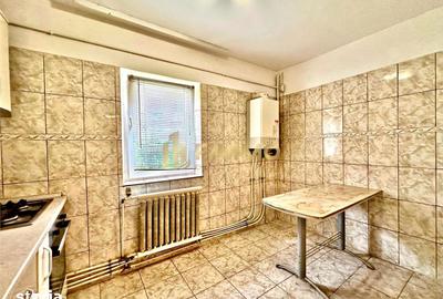 Apartament cu 3 camere decomandat, mobilat în Burdujeni - 8