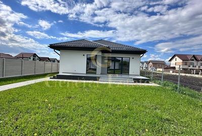 Casă individuală cu 4 camere cu Canalizare în Stupini - 4