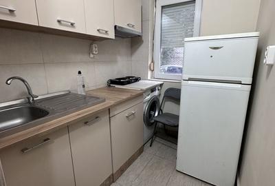 Garsonieră decomandată în Complex Studențesc