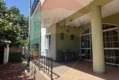 Casă individuală cu 4 camere cu Teren 1110 Mp în Bd. Coșbuc - 3