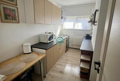 Apartament cu 2 camere decomandat, mobilat în Semicentral