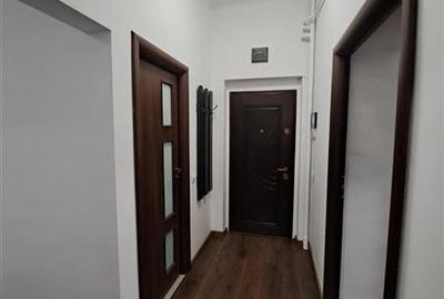 Birou, de 58 mp, în Central - 5