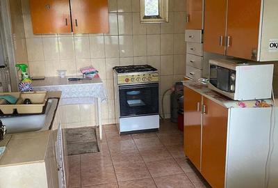 Casă cu 4 camere cu Teren 800 Mp în Ulmi - 2
