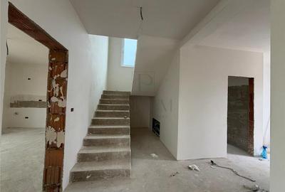 Casă individuală cu 5 camere cu Canalizare în Moșnița Nouă - 3