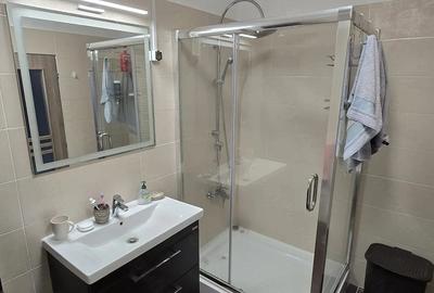 Apartament cu 2 camere nedecomandat în Romanilor