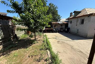 Casă cu 3 camere în 23 August (Cațelul)