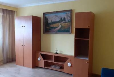 Garsonieră decomandată, mobilată în Calarași 4 - 4
