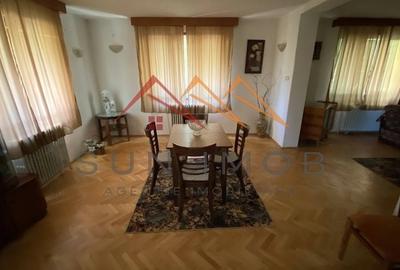 Casă cu 7 camere cu Canalizare în Poiana Câmpina - 11