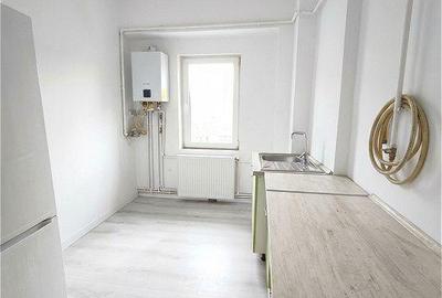 Apartament cu 4 camere în Central - 8