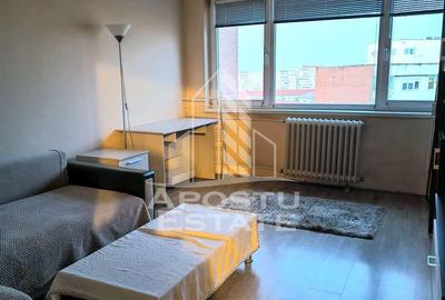 Apartament cu 2 camere decomandat în Circumvalațiunii - 2