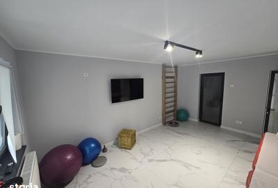 Spațiu comercial, de 54 mp, în Alexandru cel Bun