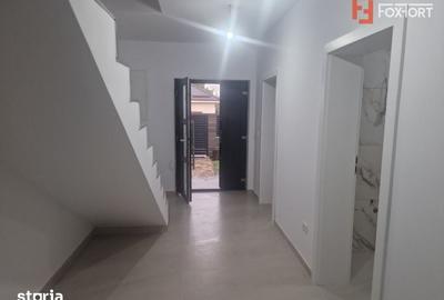Casă cu 4 camere cu Teren 300 Mp în Moșnița Nouă - 2
