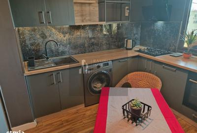 Apartament cu 2 camere decomandat în Apărătorii Patriei