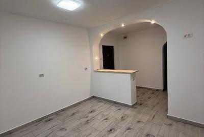 Apartament cu 3 camere decomandat în Tei - 5