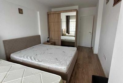 Apartament cu 2 camere decomandat în Cișmigiu