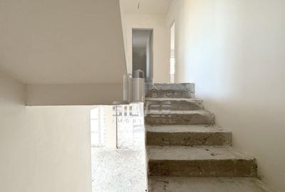 Duplex cu 5 camere cu Canalizare în Câmpului - 9