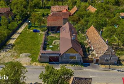 Casă cu 3 camere cu Teren 609 Mp în Părău - 20