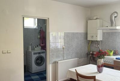 Casă cu 3 camere în Fărăgău