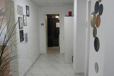 Spațiu comercial, de 57 mp, în Central - 2