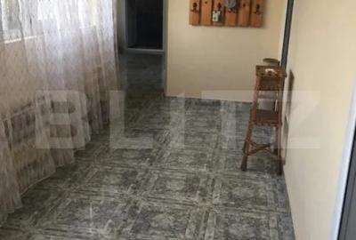Casă cu 3 camere cu Teren 2300 Mp în Boldești - 8