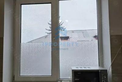Apartament cu 2 camere, mobilat în Regie - 6