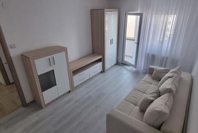 Apartament cu 2 camere decomandat în Florilor - 2