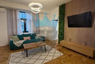 Apartament cu 3 camere circular, mobilat în P-ța Unirii