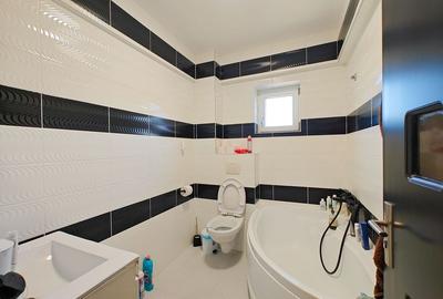Apartament cu 2 camere decomandat în Exterior Vest