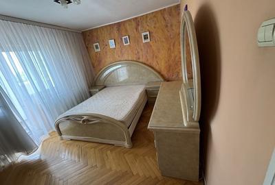 Apartament cu 3 camere decomandat în Brâncoveanu - 2