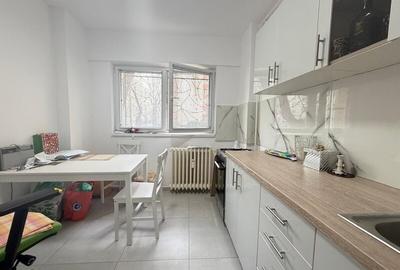Apartament decomandat în Basarabia