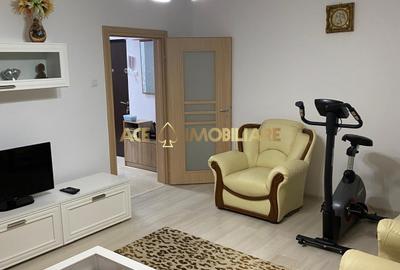 Apartament cu 3 camere decomandat, mobilat în 13 Septembrie - 2