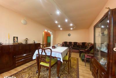 Casă cu 3 camere cu Teren 500 Mp în Central