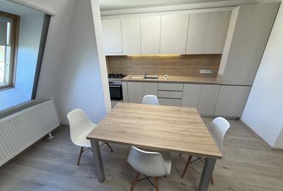 Apartament cu 2 camere semidecomandat în Central