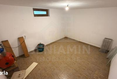 Casă cu 6 camere cu Teren 464 Mp în Cârcea - 19
