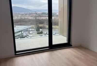 Apartament cu 2 camere semidecomandat în Florești - 1