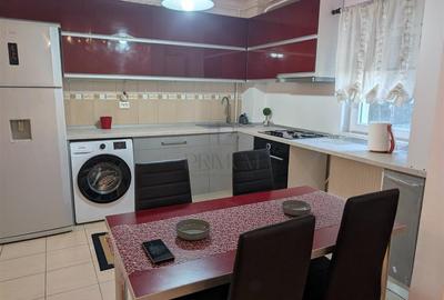 Apartament cu 3 camere decomandat în Braytim