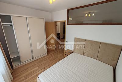 Apartament cu 2 camere semidecomandat, mobilat în Central